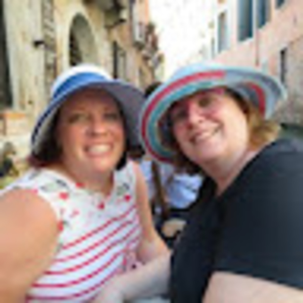 Meet your Posher, Jennifer